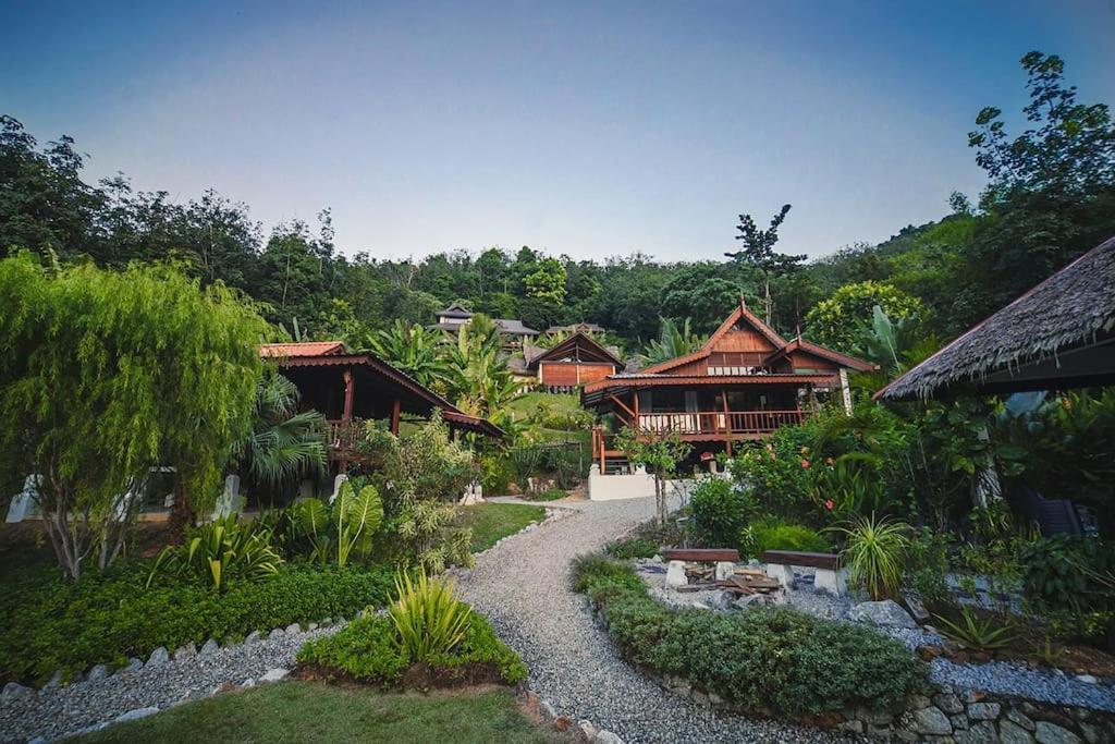 Alamanda Villas Langkawi Kuah Exteriör bild